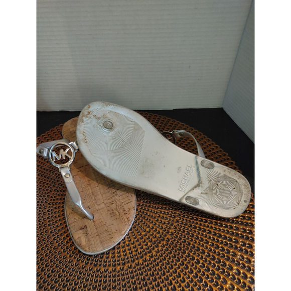 Michael Kors Jelly Flip Flop Sandals Size 10M - Picture 4 of 4